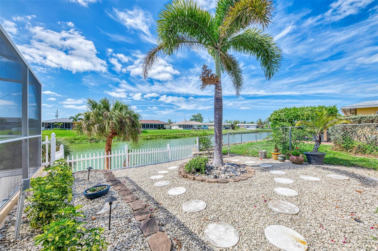 1290 LAKESIDE DR, VENICE, FL, 34293