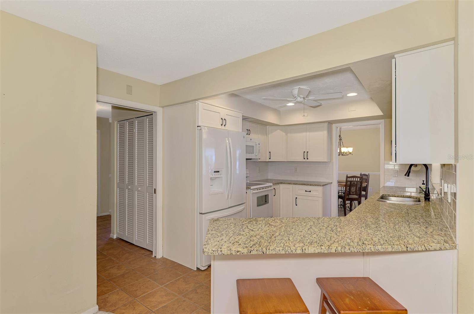 1290 LAKESIDE DR, VENICE, FL, 34293