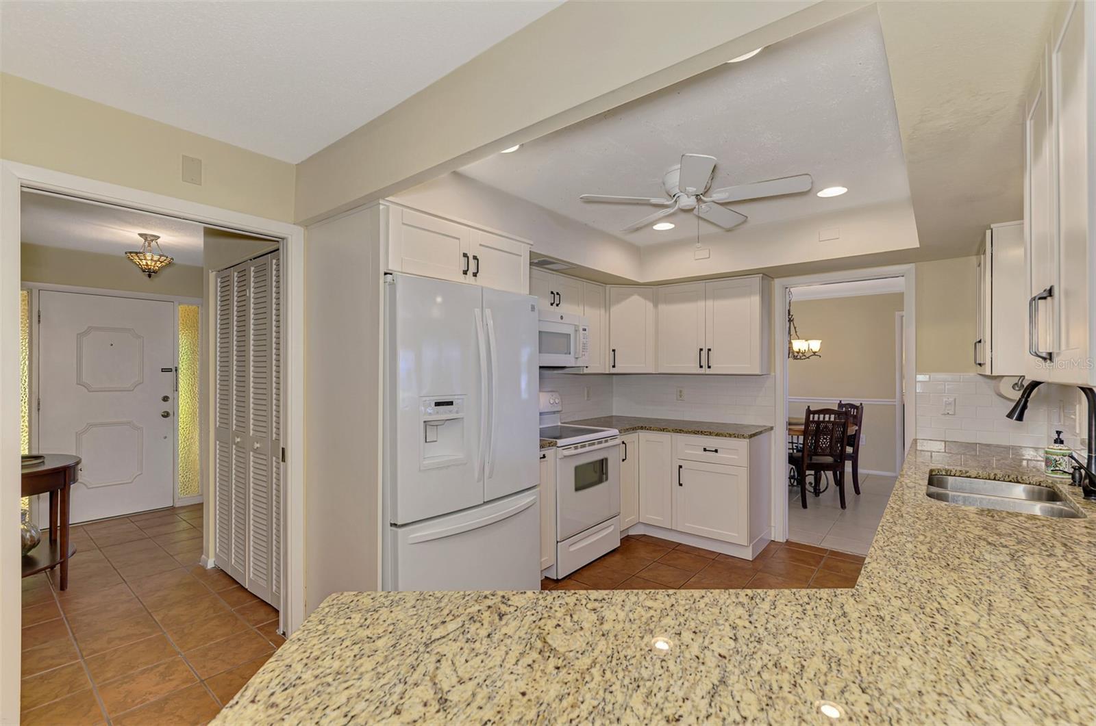 1290 LAKESIDE DR, VENICE, FL, 34293