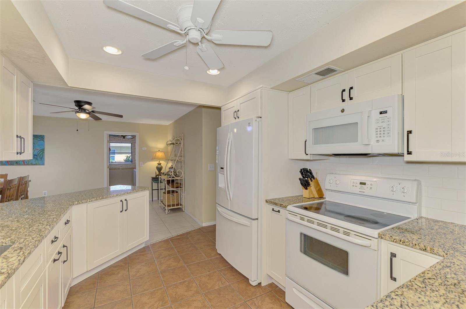 1290 LAKESIDE DR, VENICE, FL, 34293