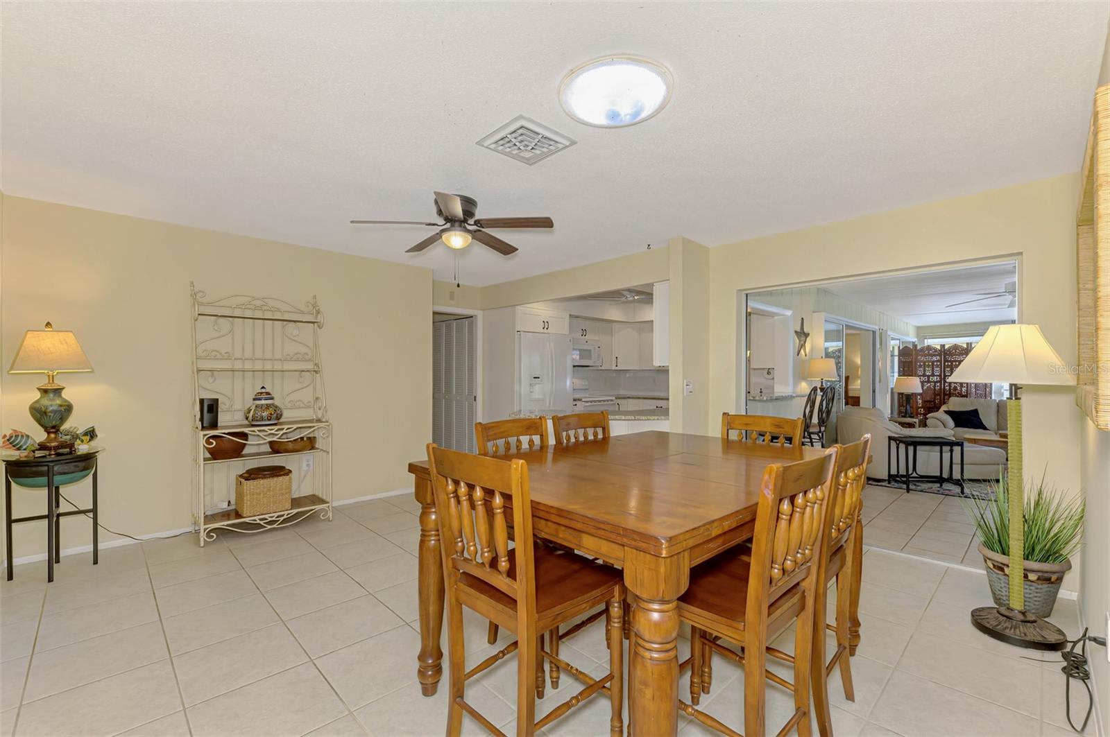 1290 LAKESIDE DR, VENICE, FL, 34293