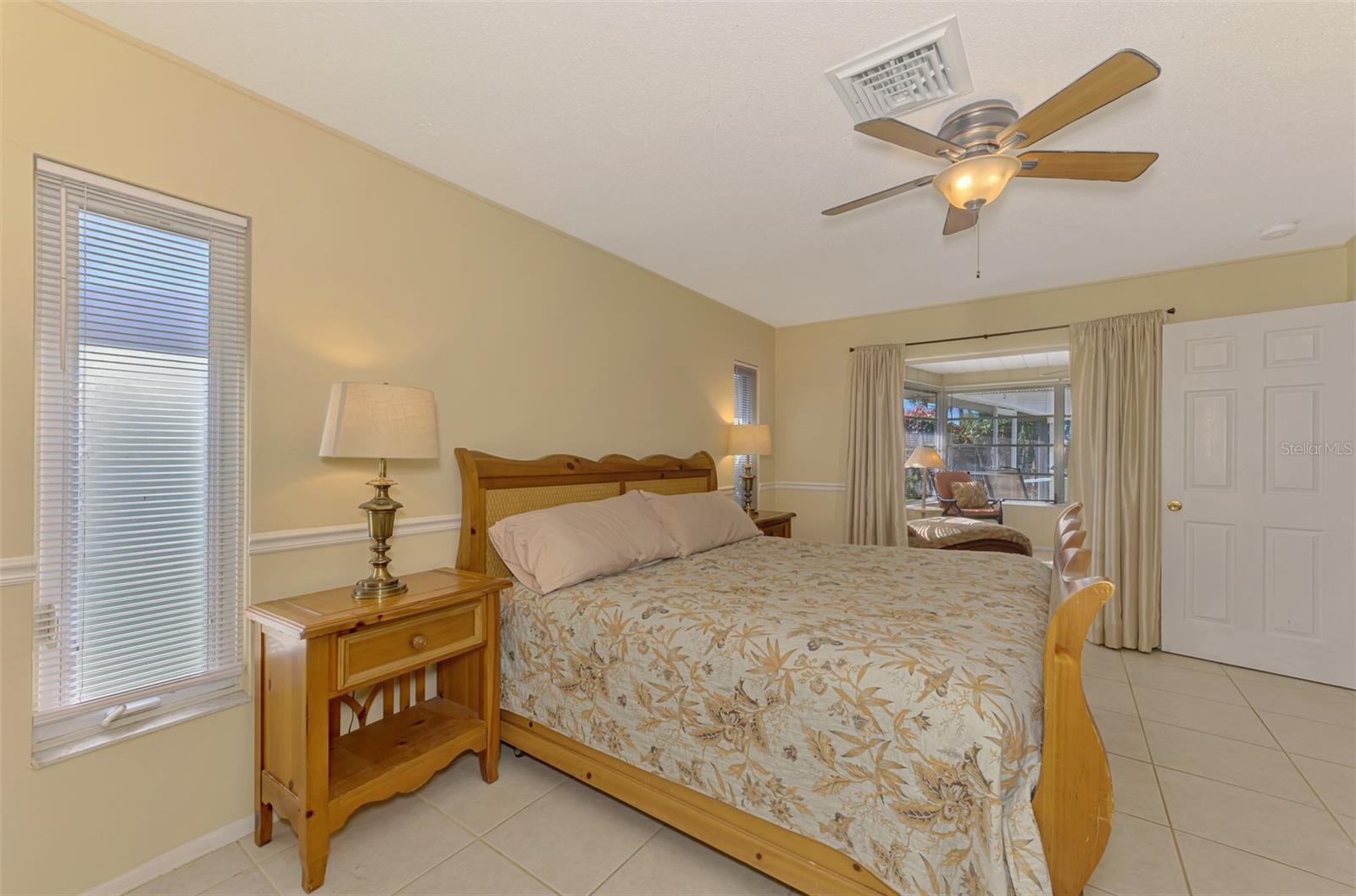 1290 LAKESIDE DR, VENICE, FL, 34293