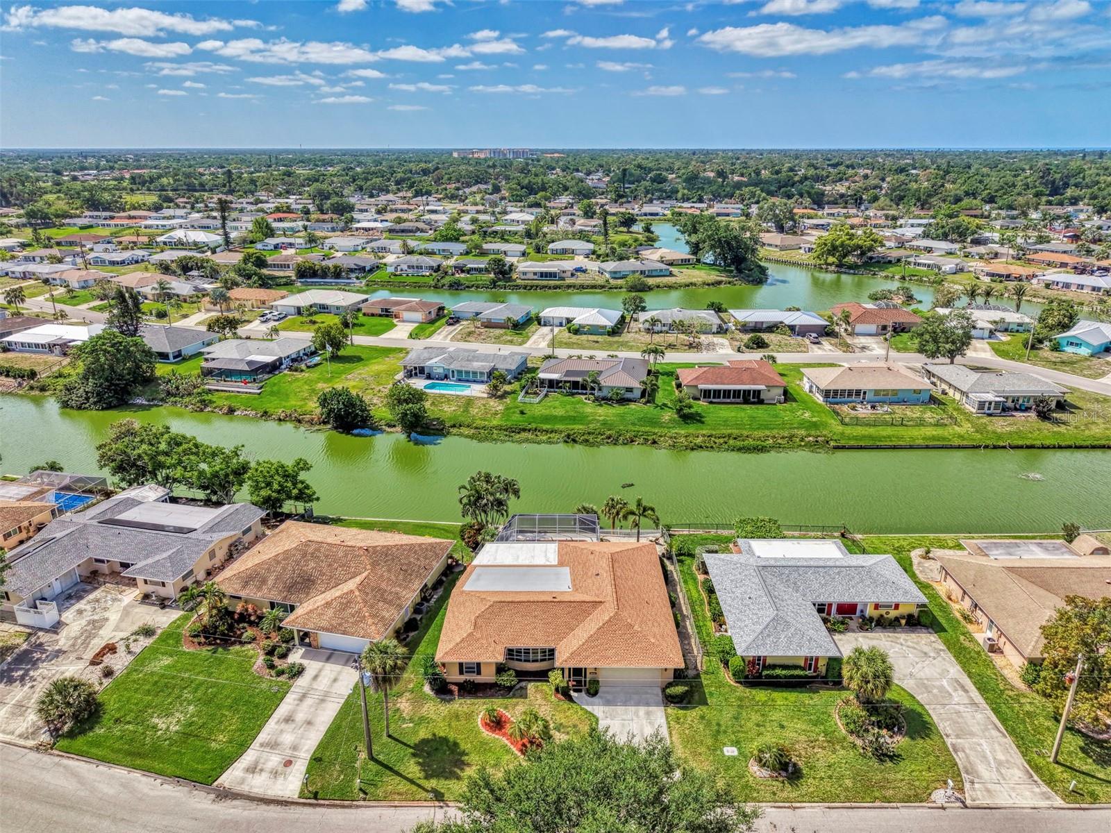 1290 LAKESIDE DR, VENICE, FL, 34293