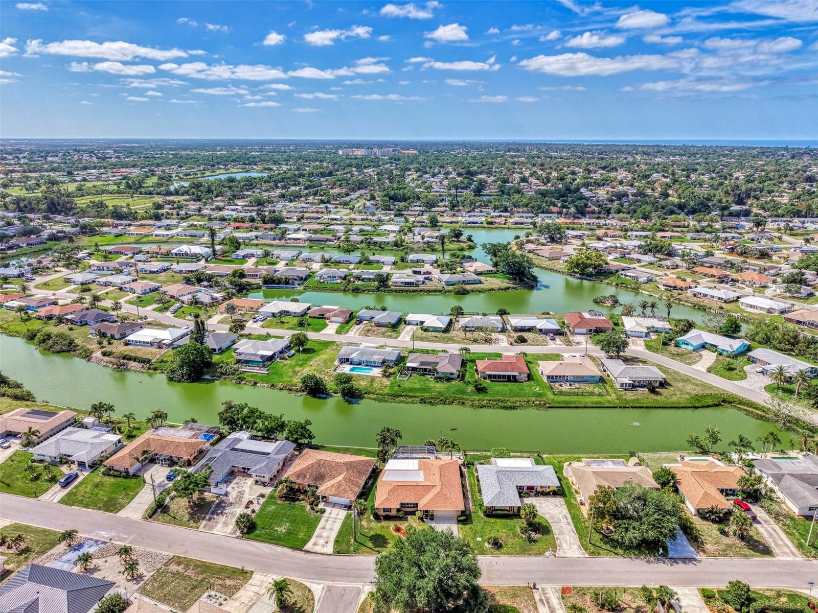 1290 LAKESIDE DR, VENICE, FL, 34293