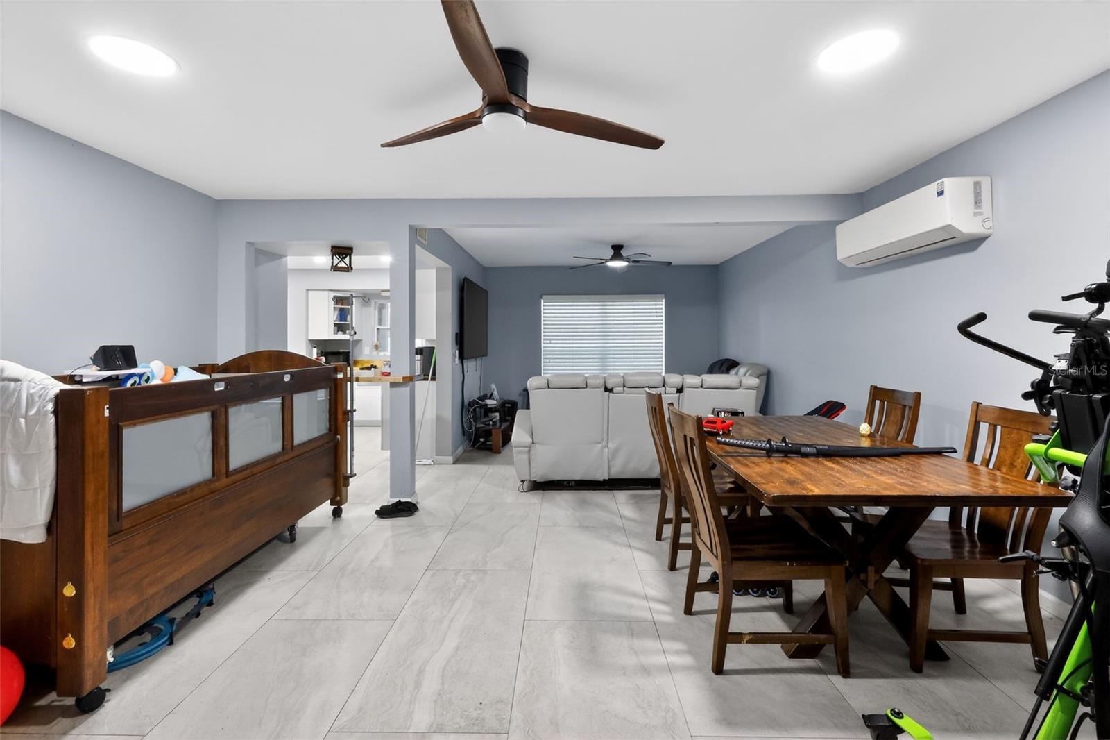 7614 PALMBROOK DR, TAMPA, FL, 33615