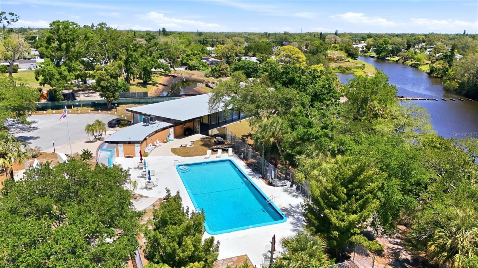 2940 BOUGAINVILLEA ST, SARASOTA, FL, 34239