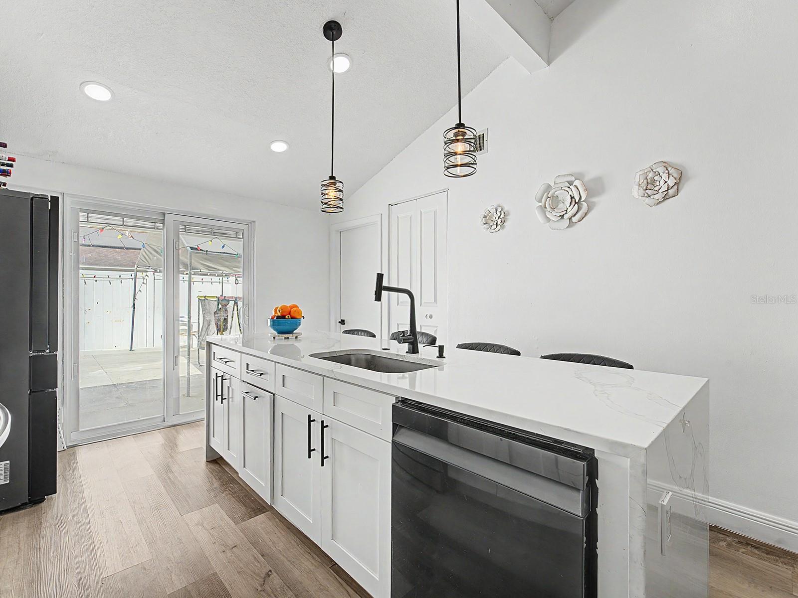 8304 DASA PL, TAMPA, FL, 33615