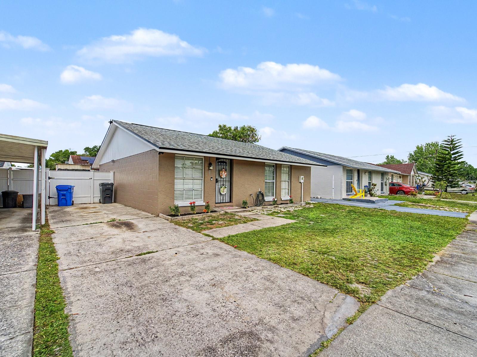 8304 DASA PL, TAMPA, FL, 33615