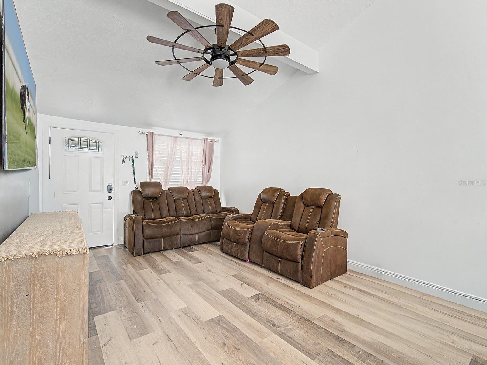 8304 DASA PL, TAMPA, FL, 33615