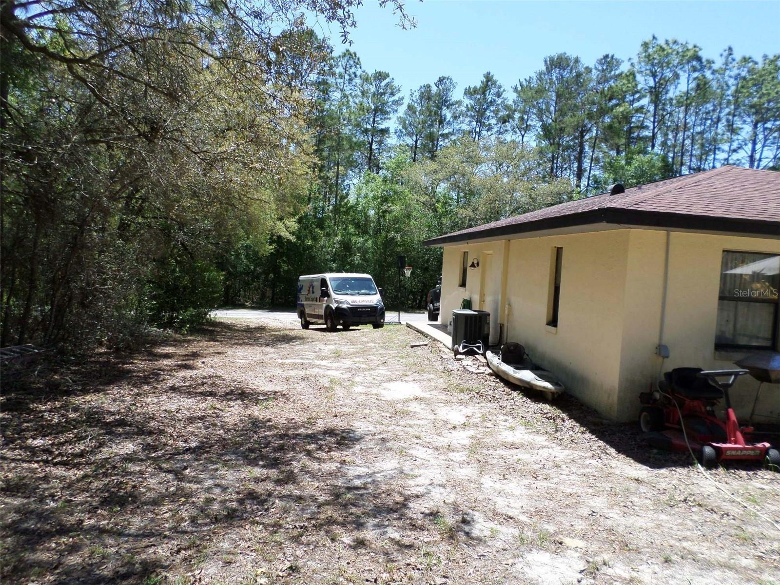 1361 W SAINT ELIZABETH PL, CITRUS SPRINGS, FL, 34434