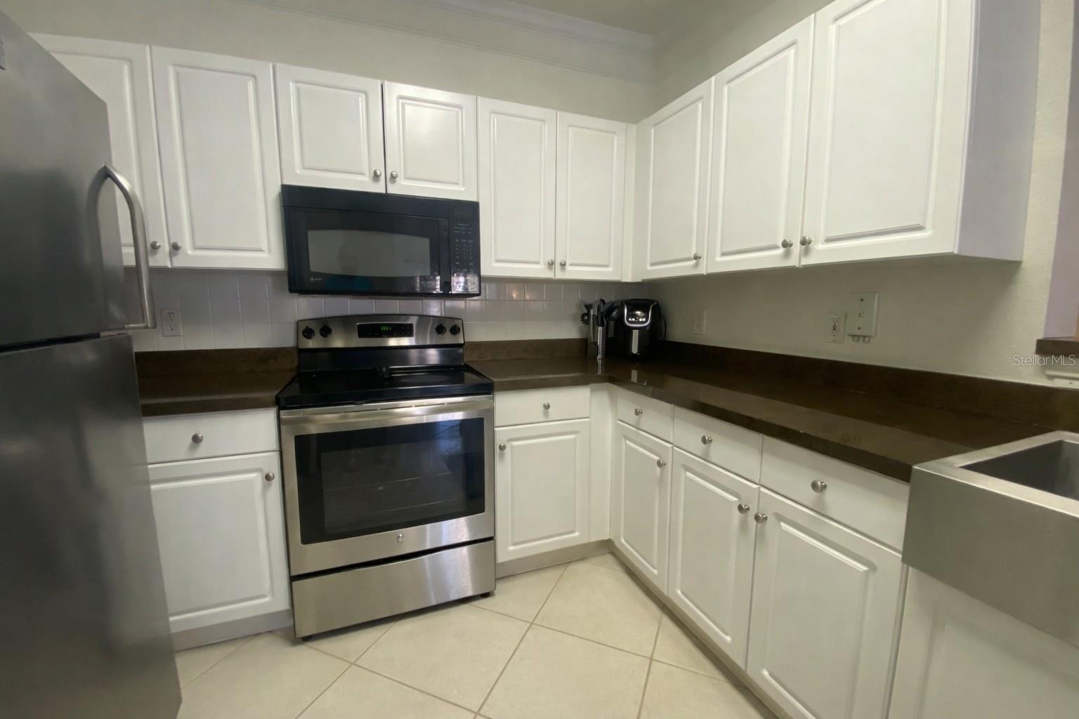 4333 BAYSIDE VILLAGE DR #214, TAMPA, FL, 33615