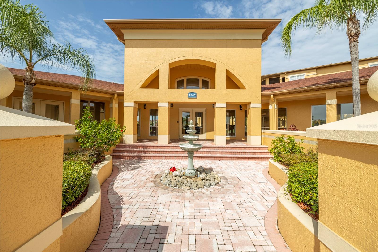 4333 BAYSIDE VILLAGE DR #214, TAMPA, FL, 33615