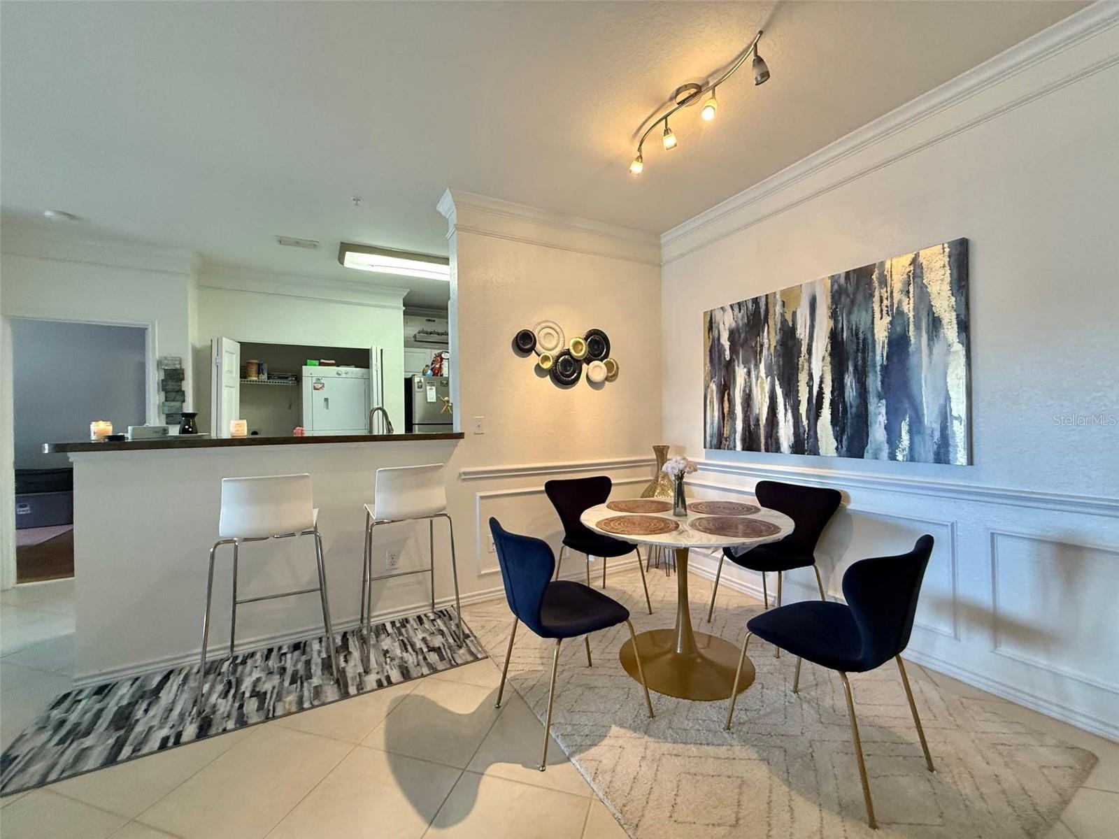 4333 BAYSIDE VILLAGE DR #214, TAMPA, FL, 33615