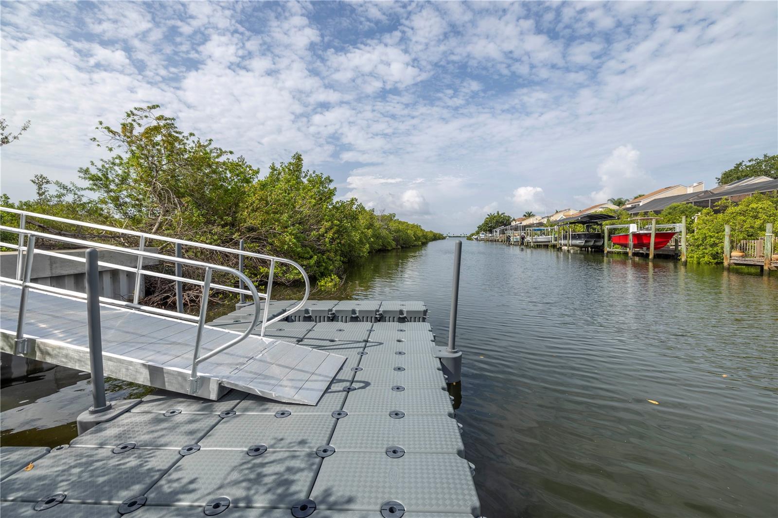 4333 BAYSIDE VILLAGE DR #214, TAMPA, FL, 33615