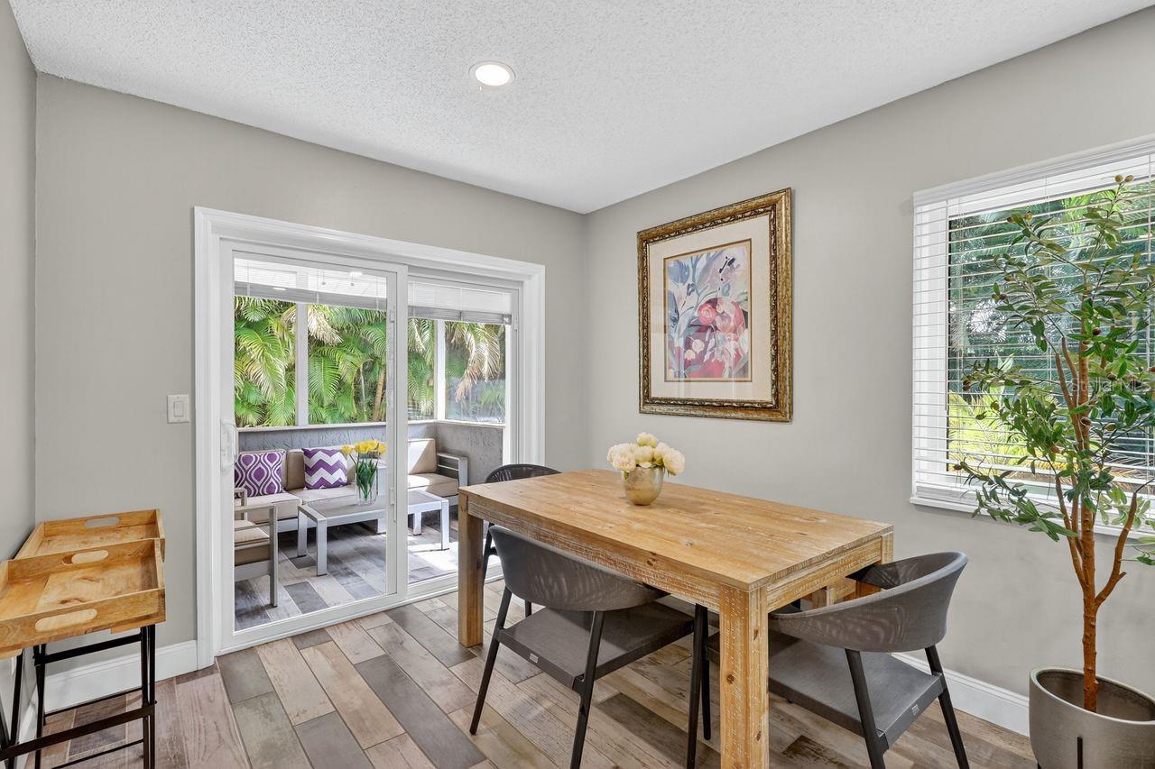 1884 SOUTHPOINTE DR, SARASOTA, FL, 34231