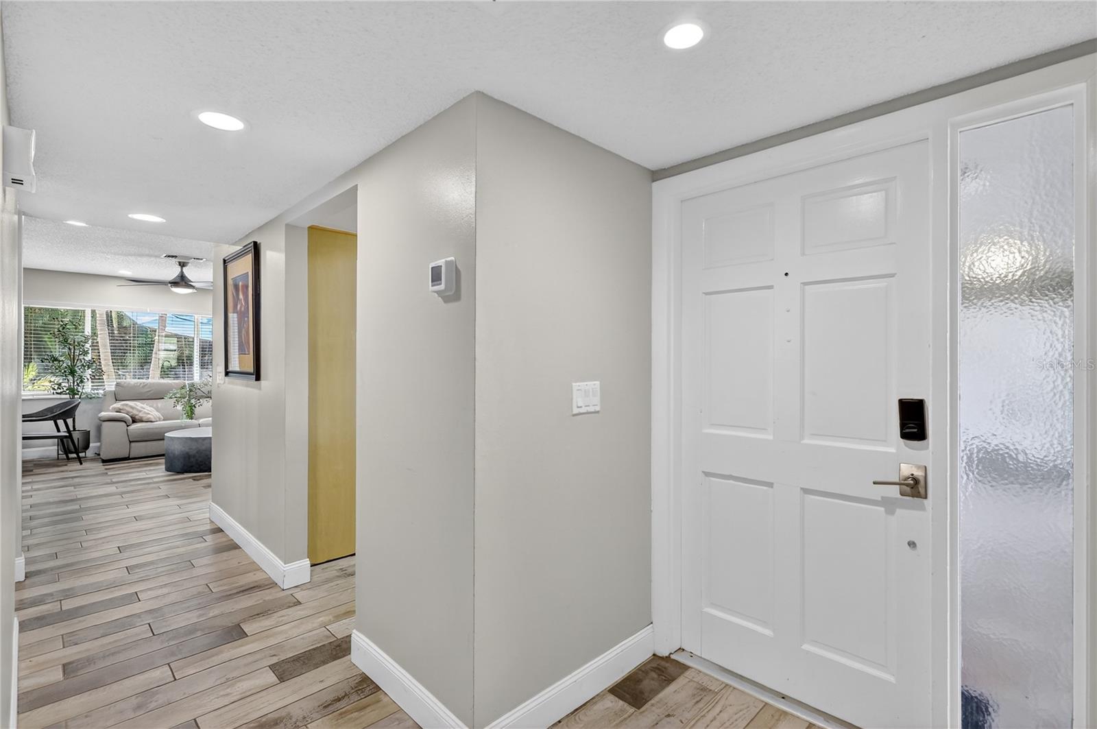 1884 SOUTHPOINTE DR, SARASOTA, FL, 34231