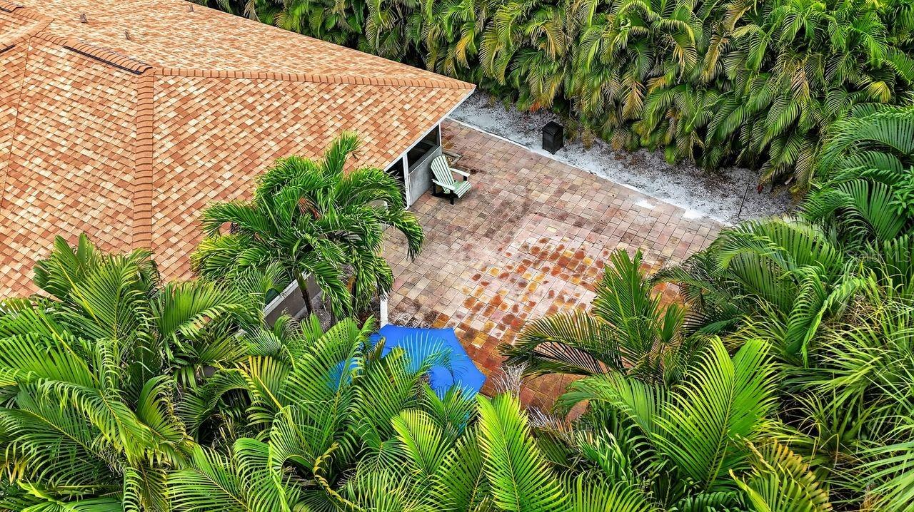 1884 SOUTHPOINTE DR, SARASOTA, FL, 34231