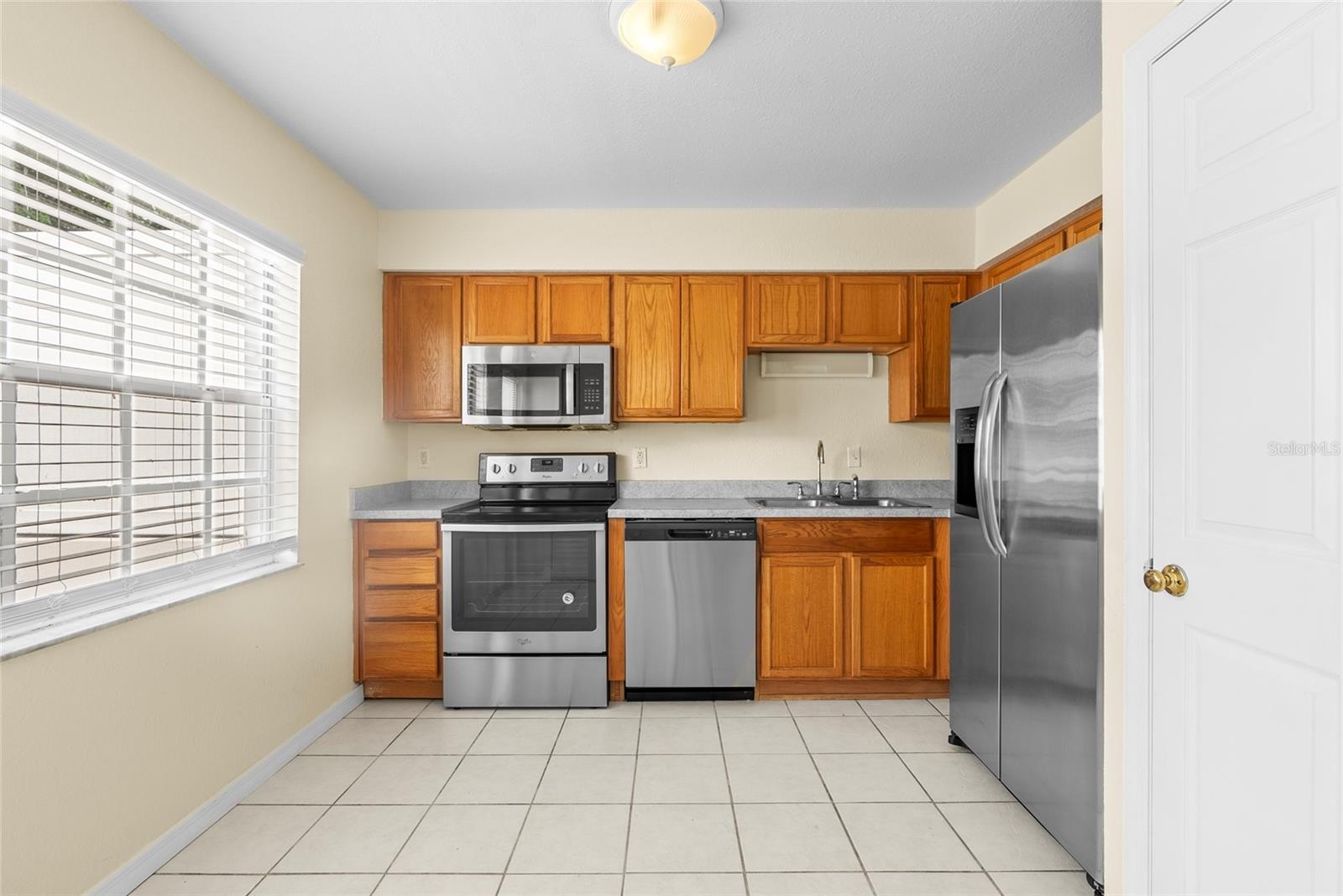 37308 EMBASSY PARK LN, DADE CITY, FL, 33525