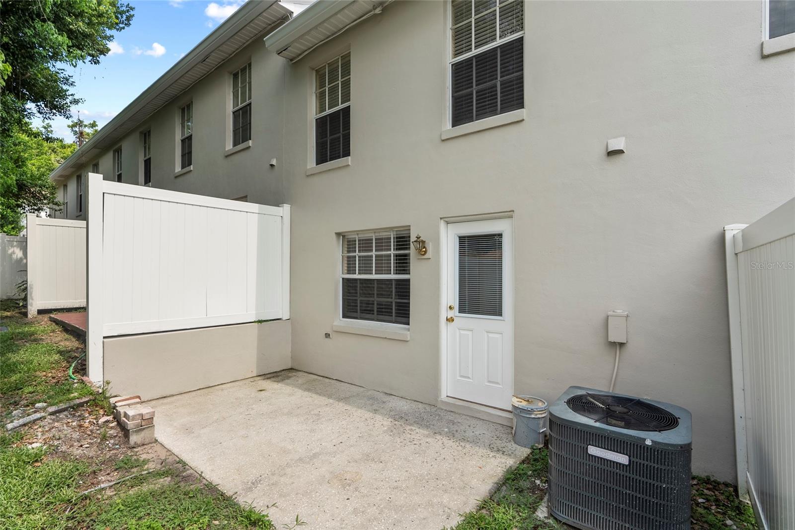 37308 EMBASSY PARK LN, DADE CITY, FL, 33525