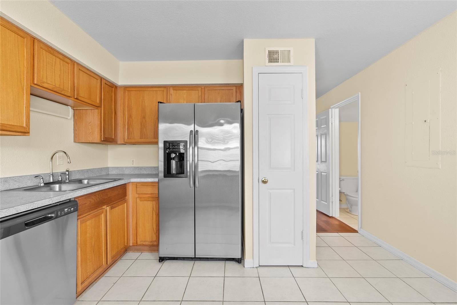 37308 EMBASSY PARK LN, DADE CITY, FL, 33525