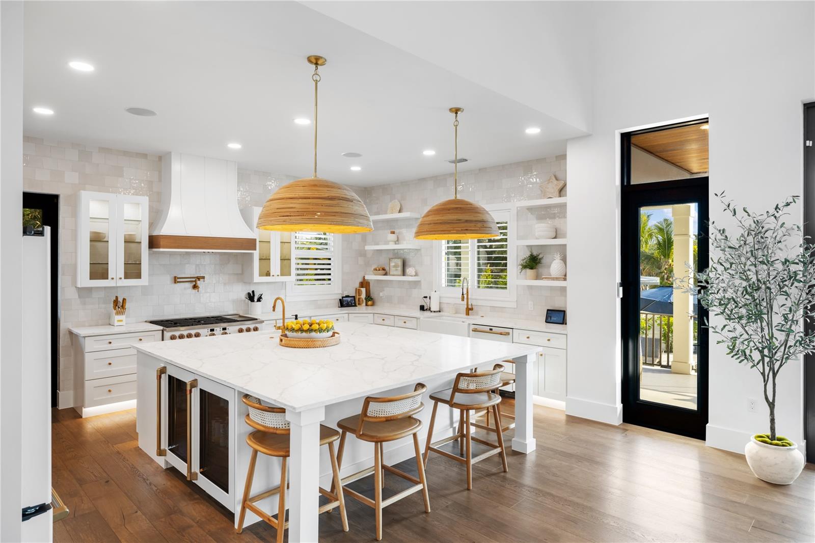 4634 HIGEL AVE, SARASOTA, FL, 34242