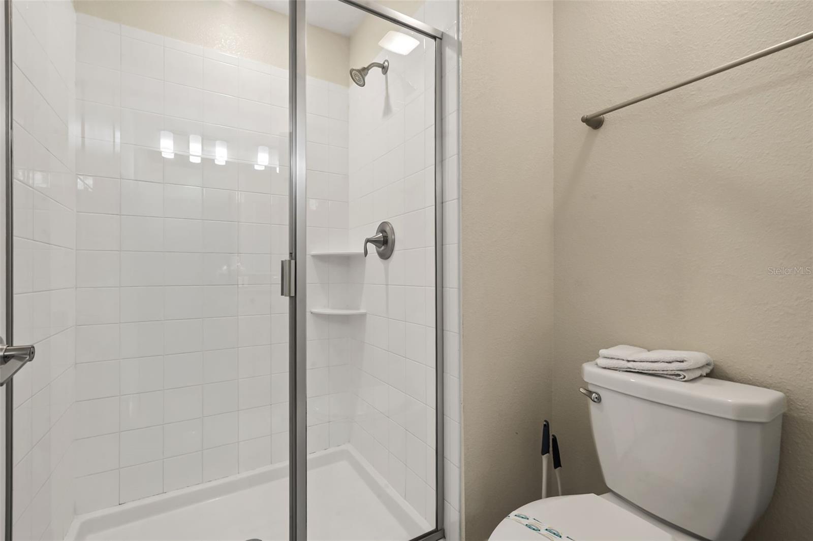 374 OCEAN COURSE AVE, DAVENPORT, FL, 33896