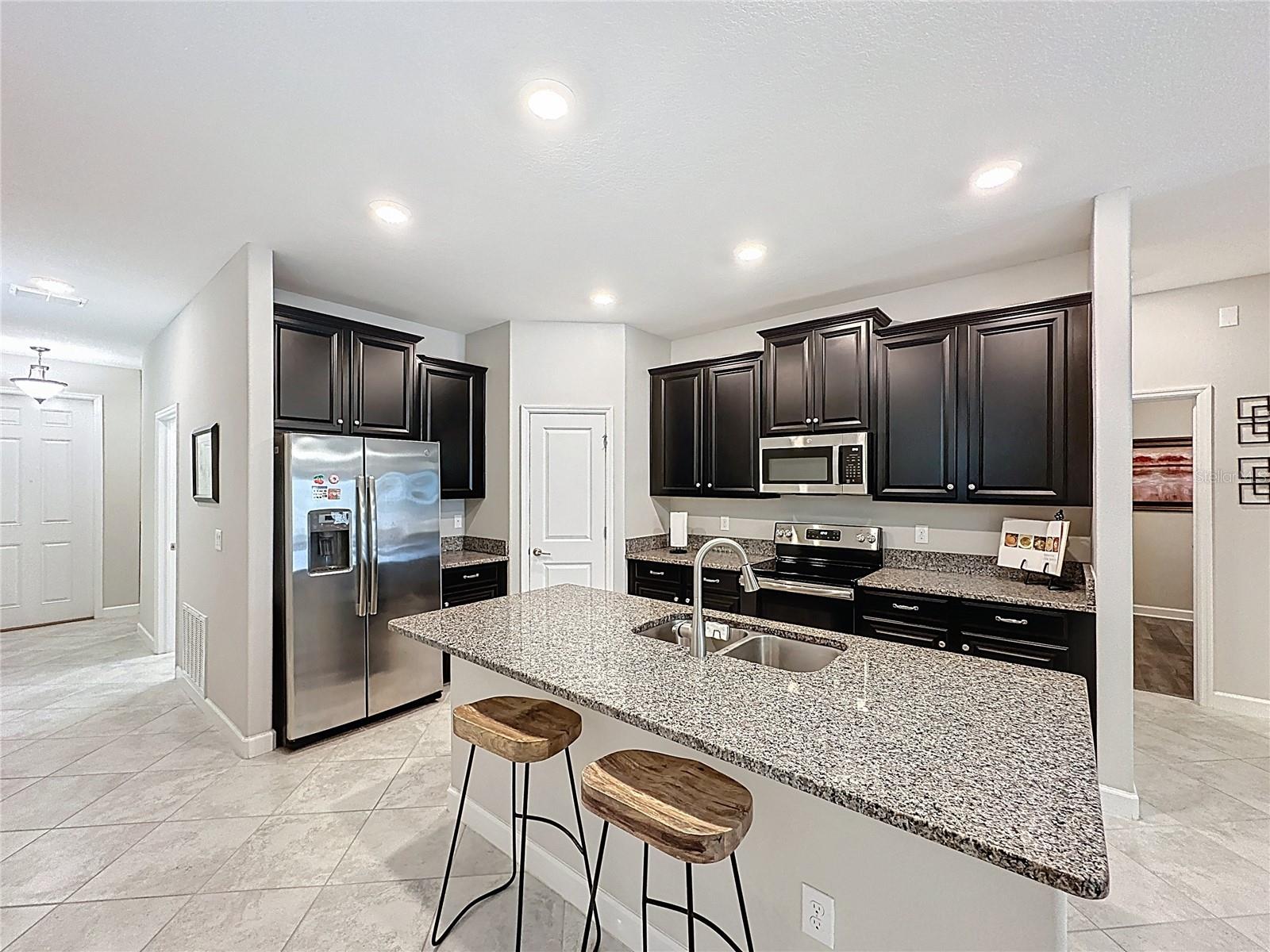 9633 IVORY DR, RUSKIN, FL, 33573