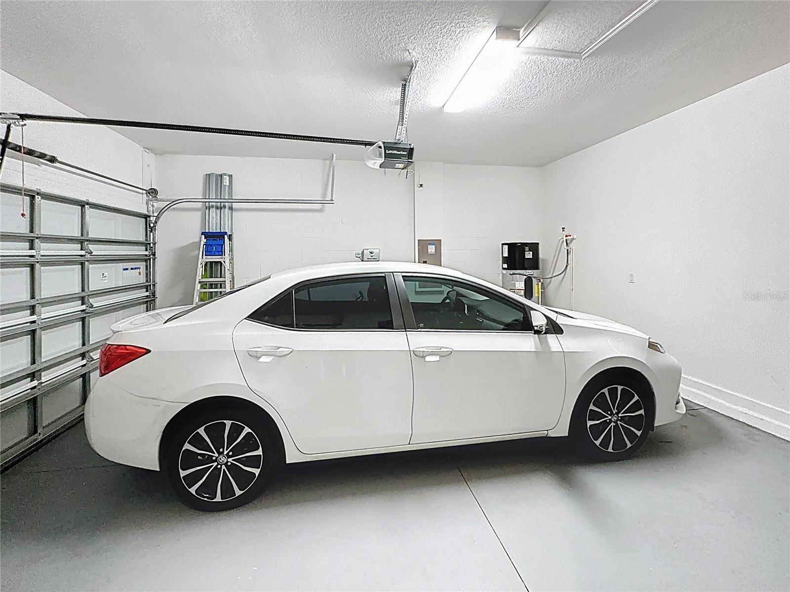 9633 IVORY DR, RUSKIN, FL, 33573