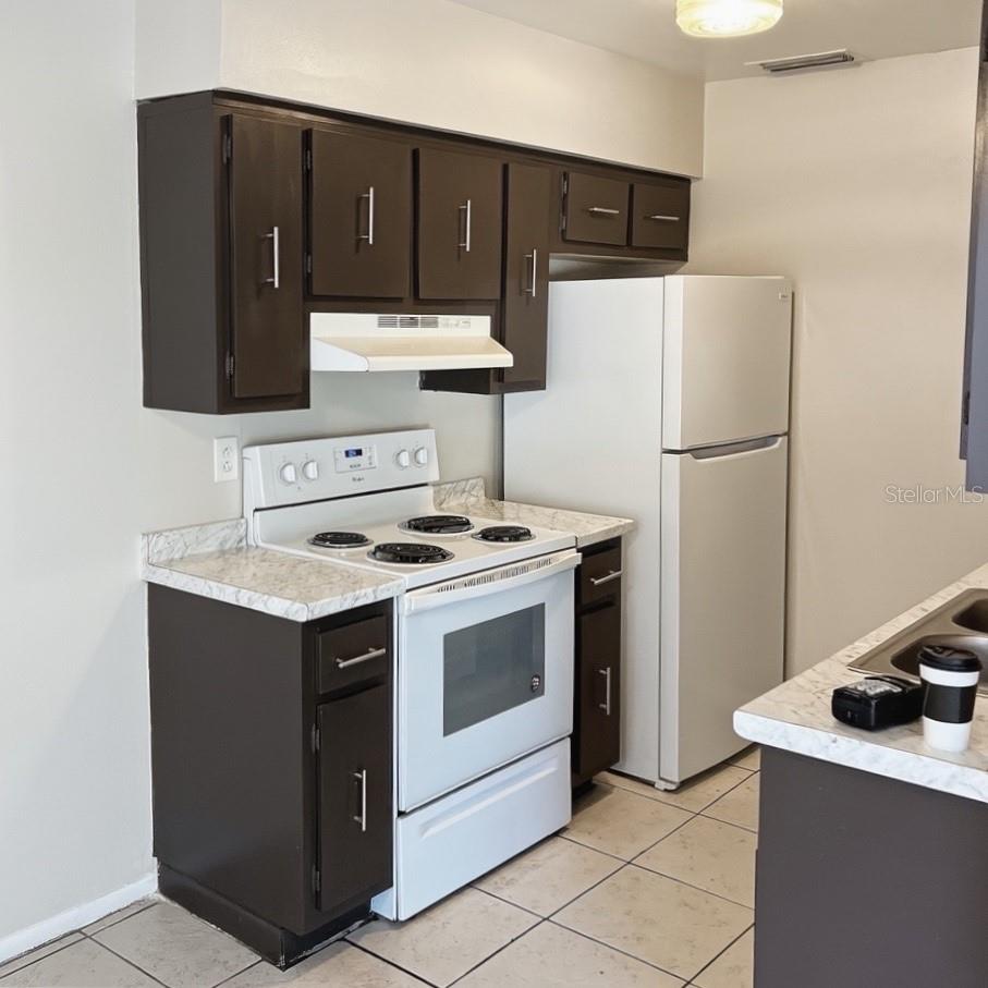 5200 CURRY FORD RD #102, ORLANDO, FL, 32812