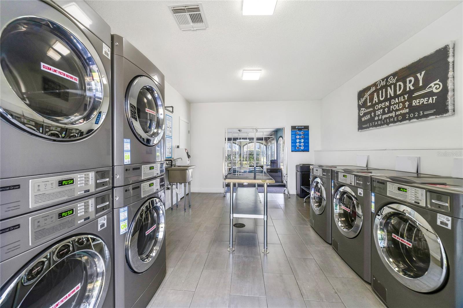 5200 CURRY FORD RD #102, ORLANDO, FL, 32812