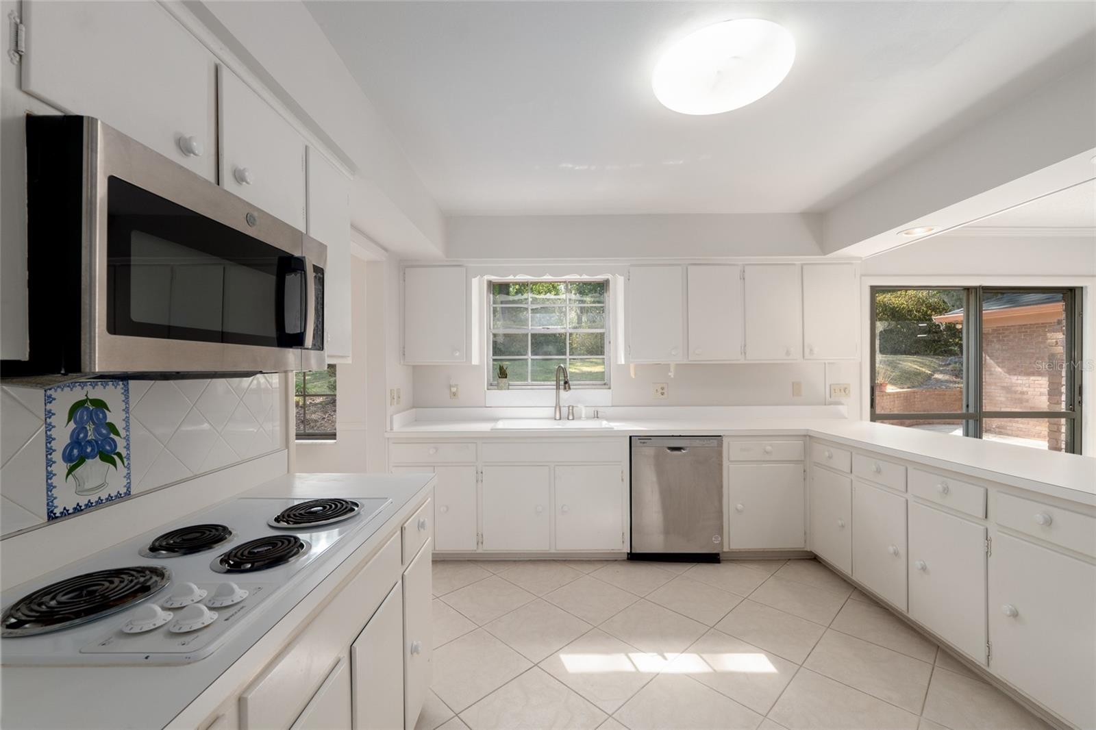 1410 NW 28TH ST, GAINESVILLE, FL, 32605