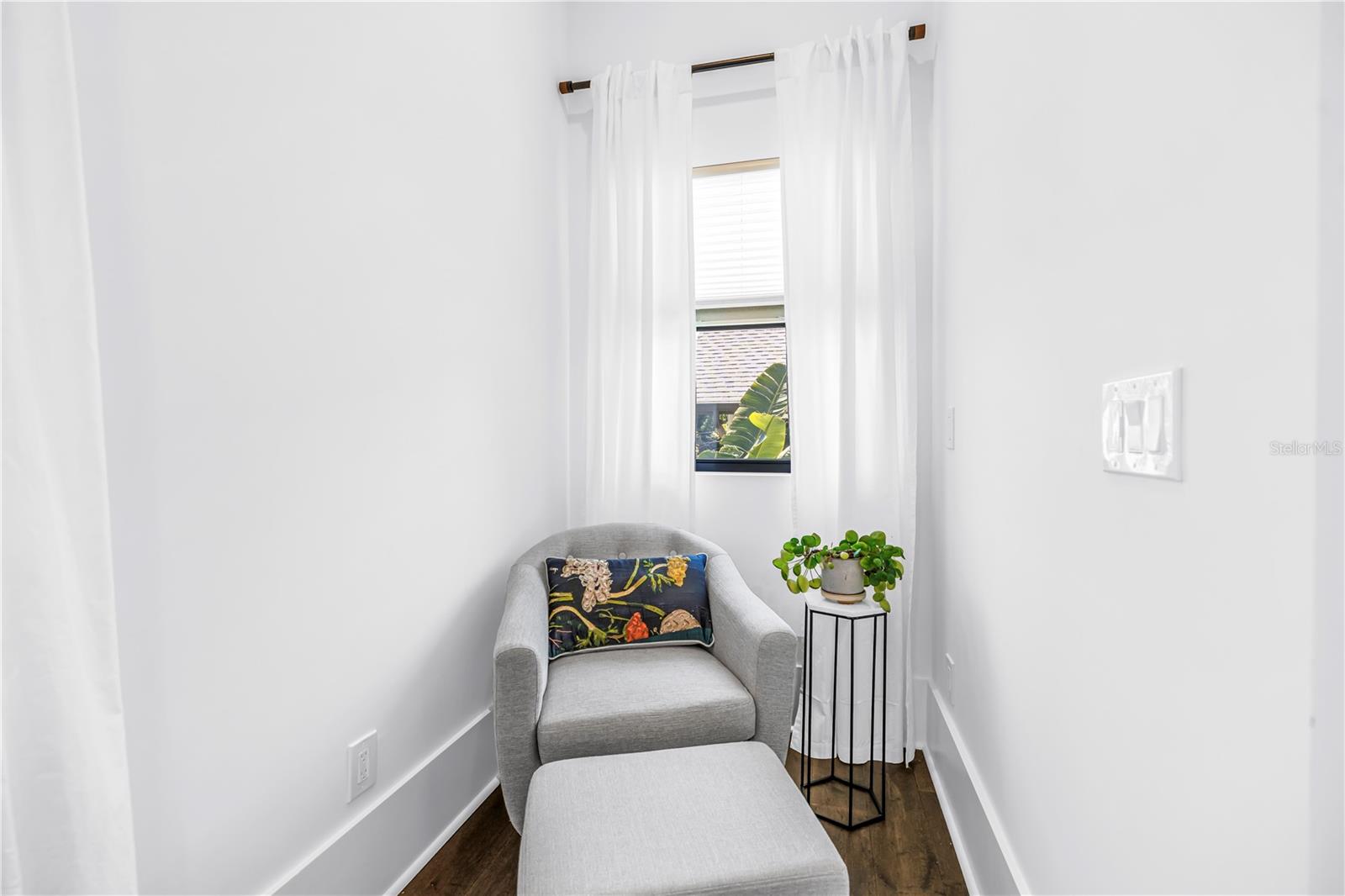 770 21ST AVE N, ST PETERSBURG, FL, 33704