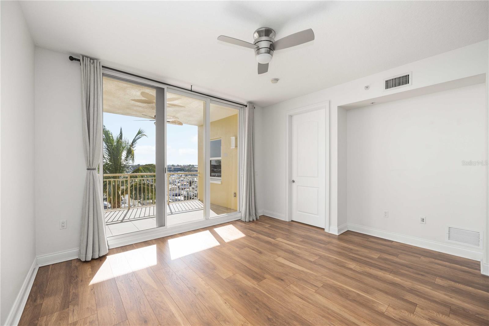 606 RIVIERA DUNES WAY #302, PALMETTO, FL, 34221