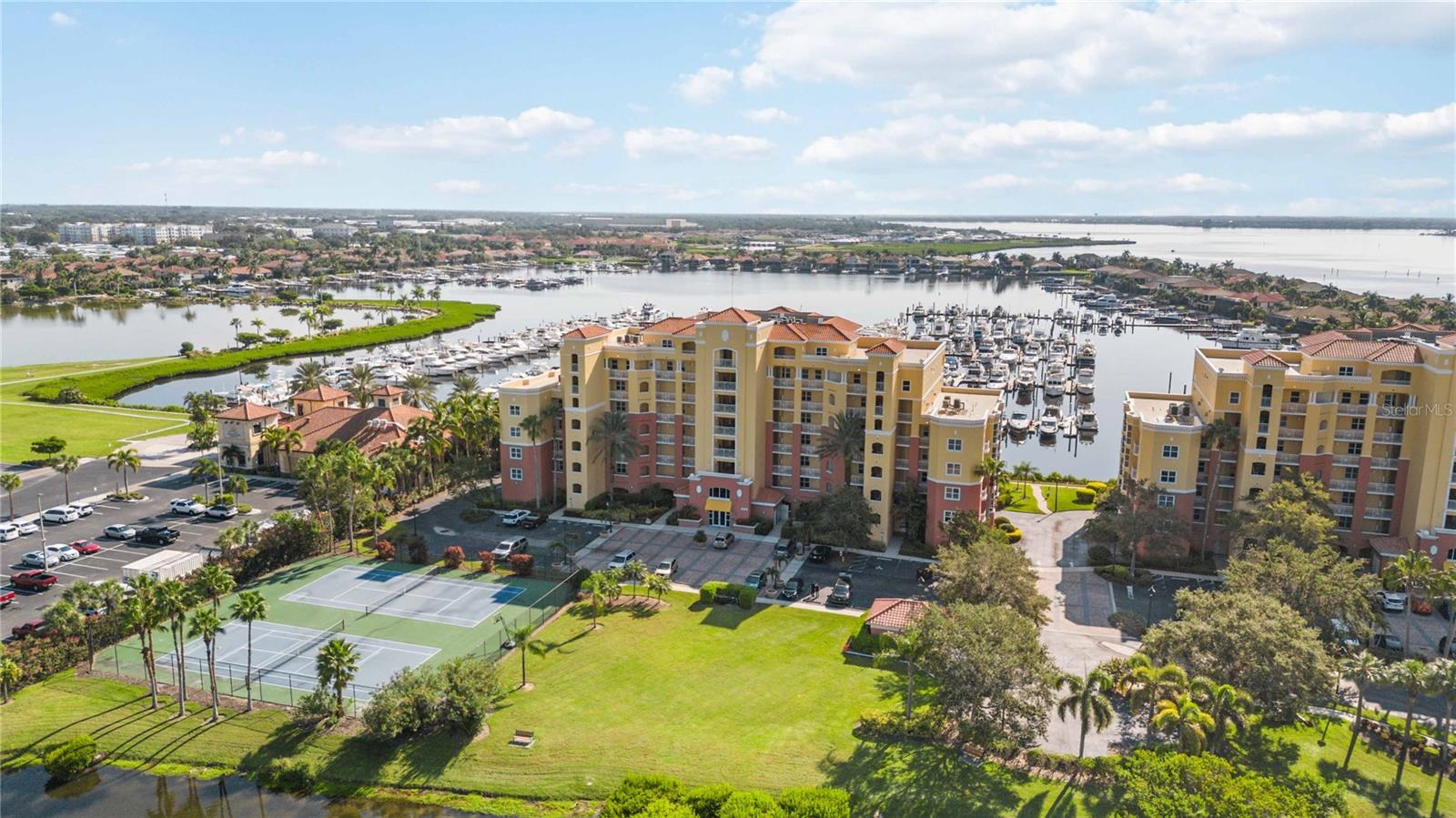 606 RIVIERA DUNES WAY #302, PALMETTO, FL, 34221