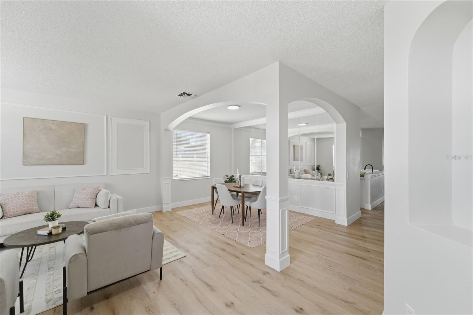 1026 RAINING MEADOWS LN, ORLANDO, FL, 32824