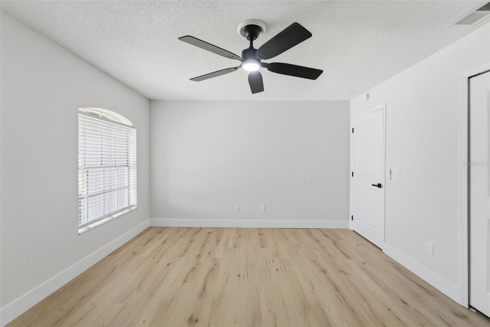 1026 RAINING MEADOWS LN, ORLANDO, FL, 32824