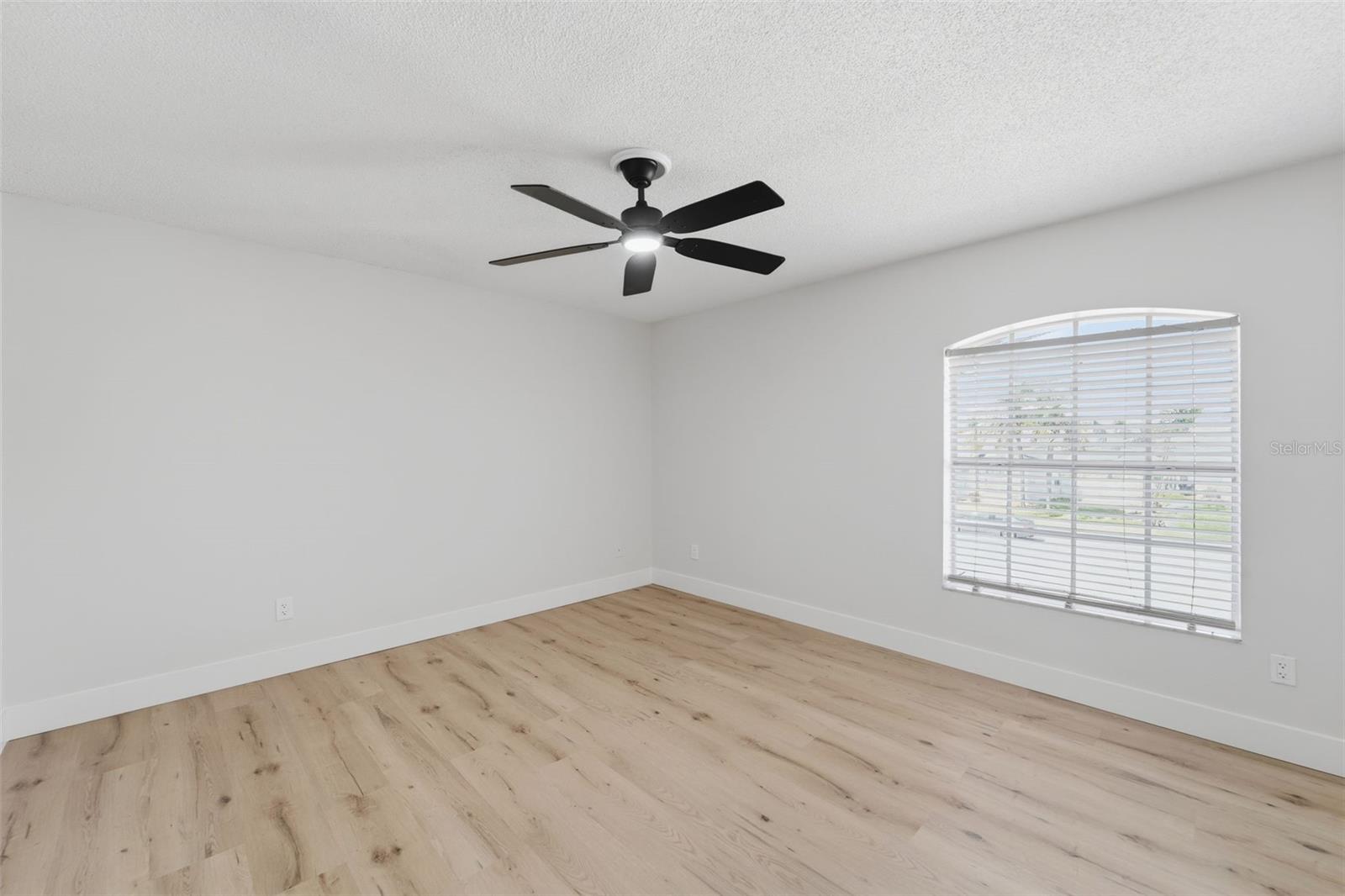 1026 RAINING MEADOWS LN, ORLANDO, FL, 32824