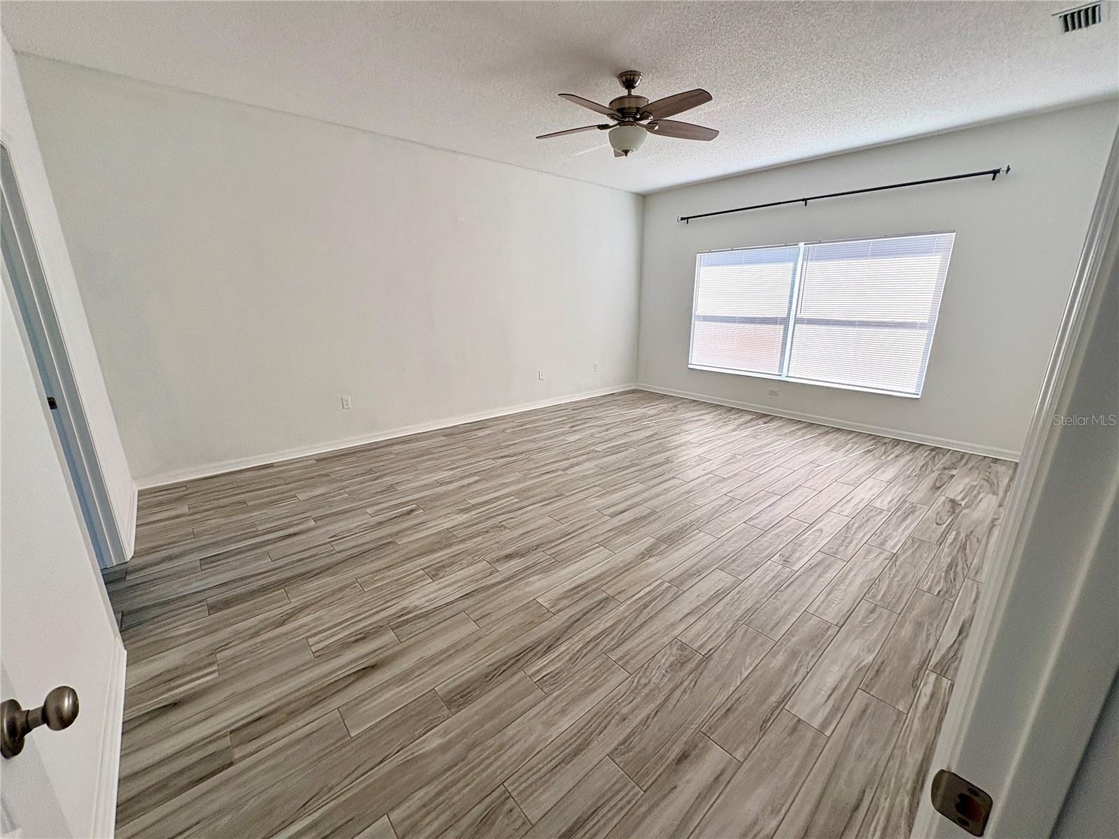 24 PEPPERDINE DR, PALM COAST, FL, 32164