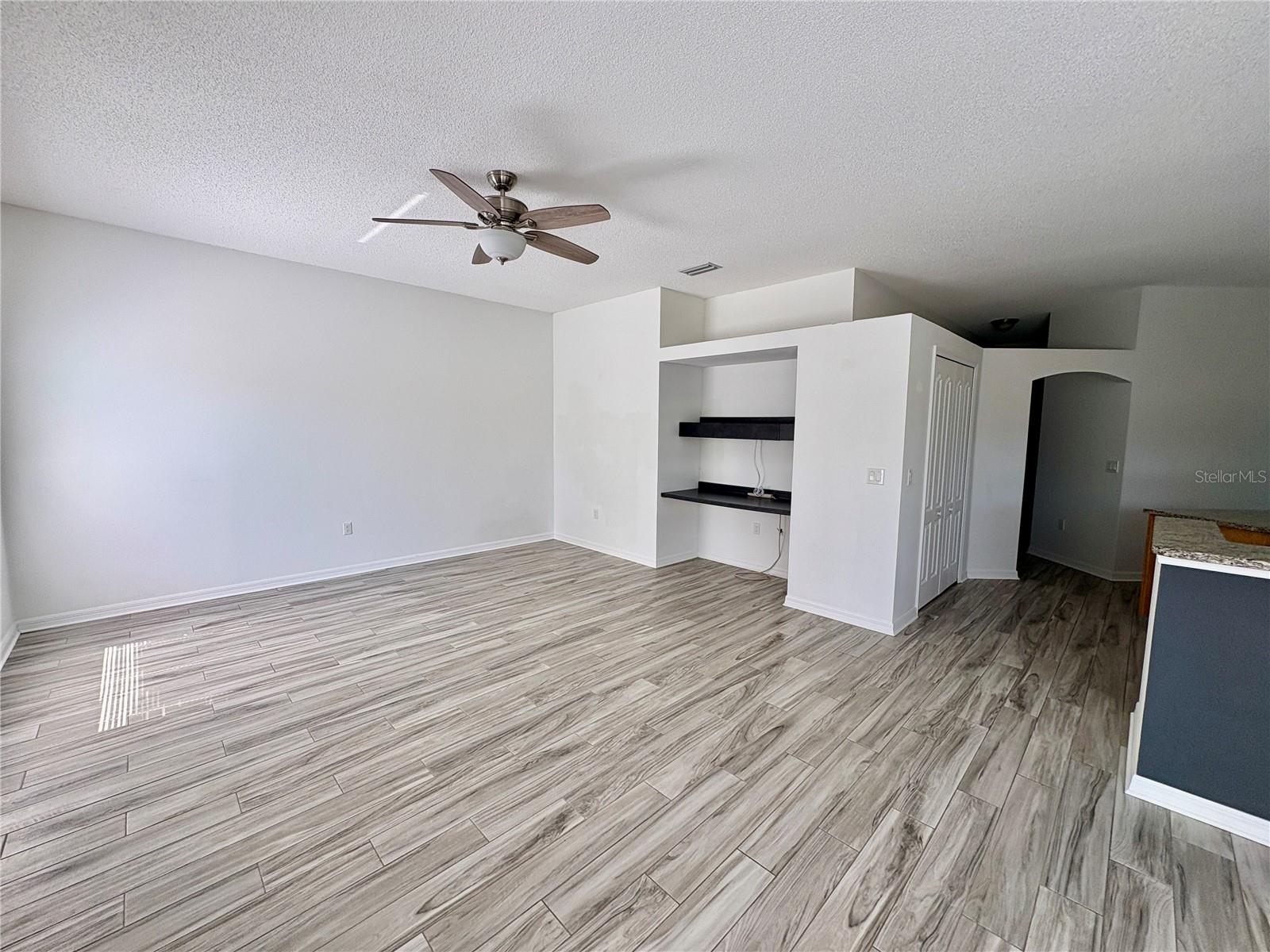 24 PEPPERDINE DR, PALM COAST, FL, 32164