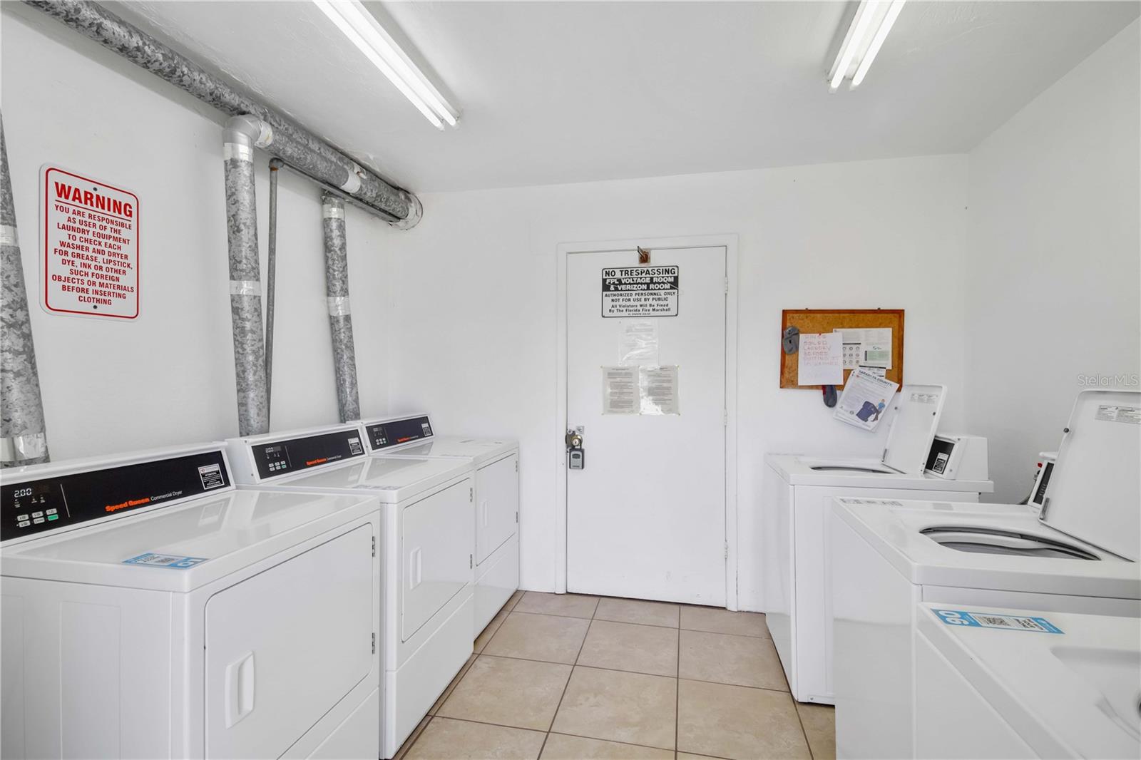 5476 SWIFT RD #19, SARASOTA, FL, 34231