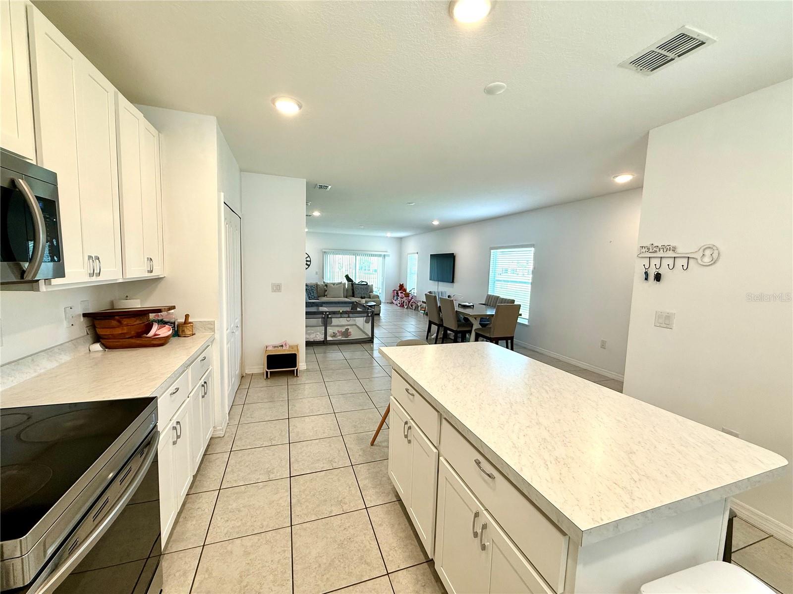 4910 CORAL CASTLE DR, KISSIMMEE, FL, 34746