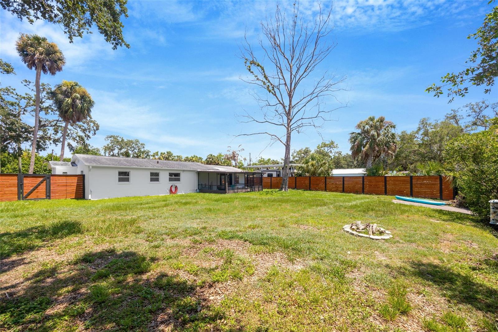 9935 RIVER DR, GIBSONTON, FL, 33534