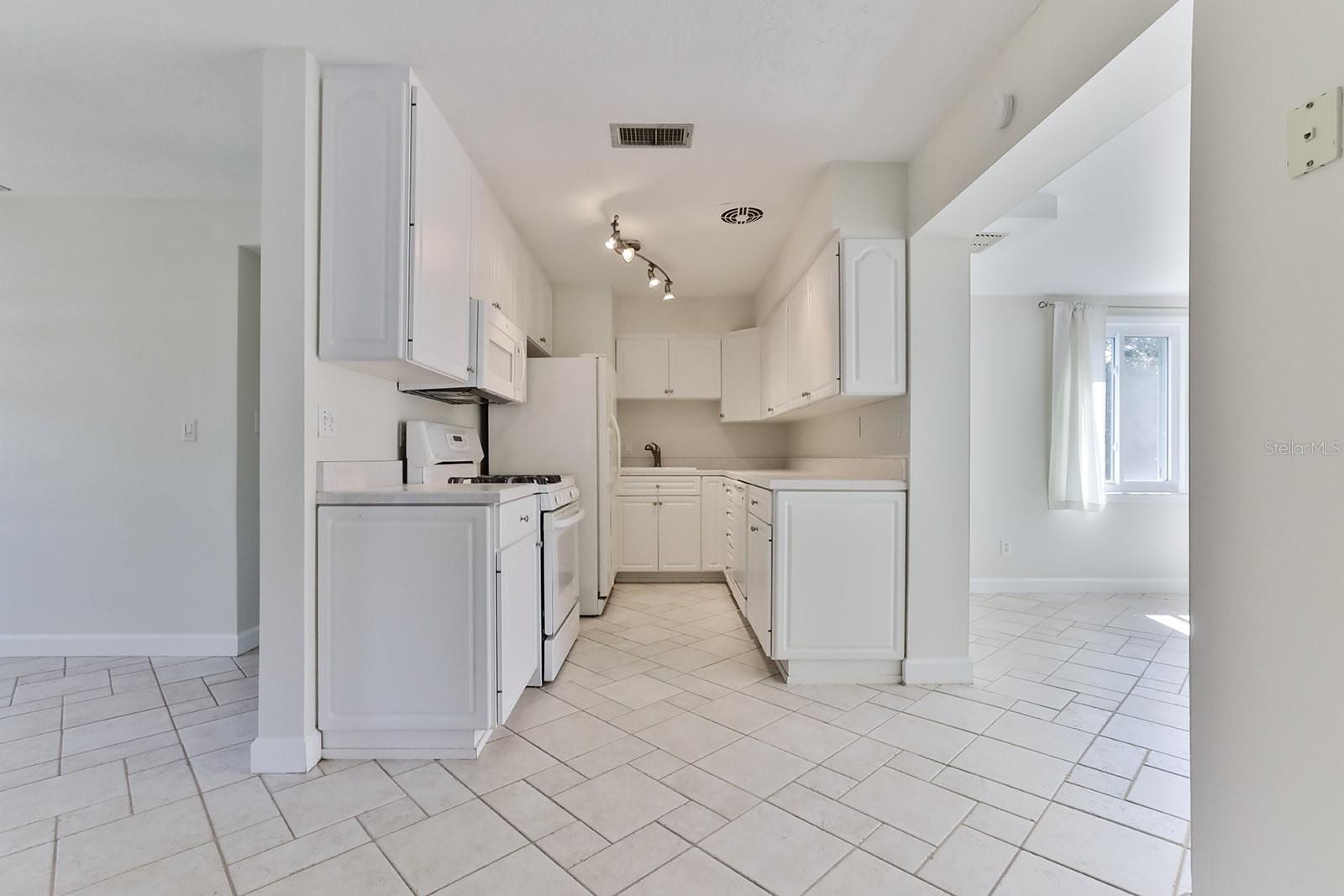 480 CAROLYN ST, NEW SMYRNA BEACH, FL, 32168