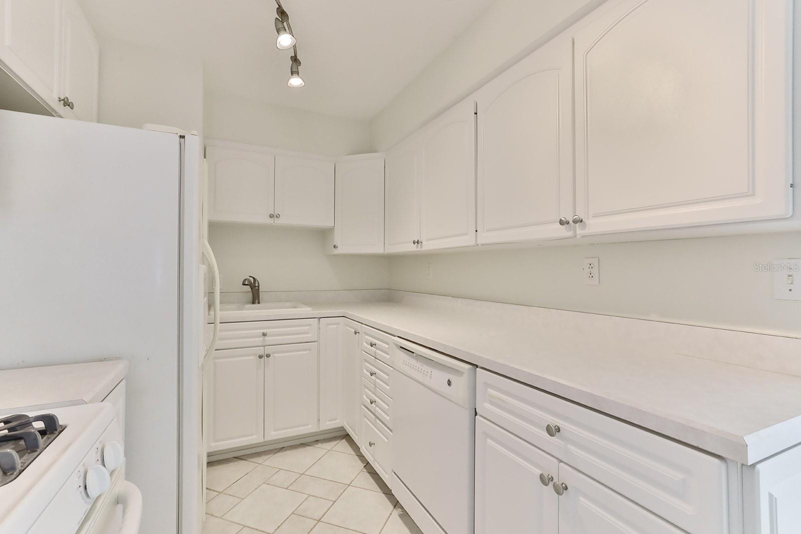 480 CAROLYN ST, NEW SMYRNA BEACH, FL, 32168