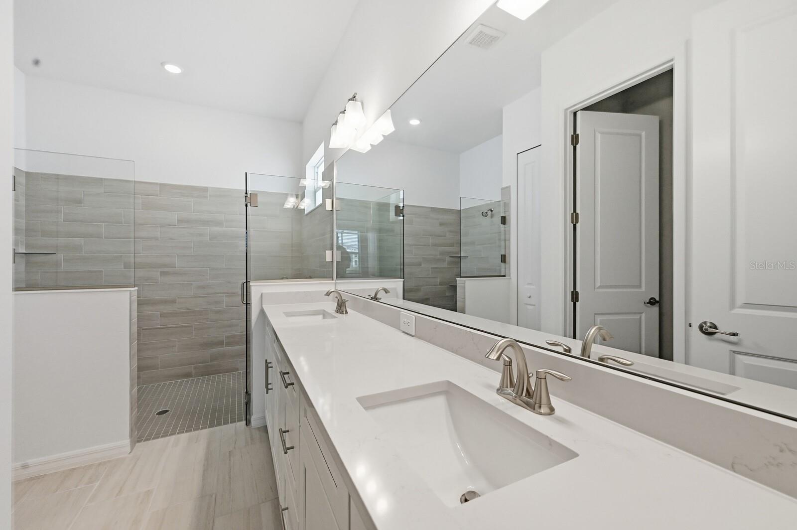 5543 LIGHTNING WHELK LN, BRADENTON, FL, 34211