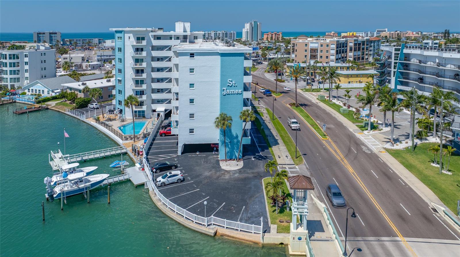 285 107TH AVE #306, TREASURE ISLAND, FL, 33706