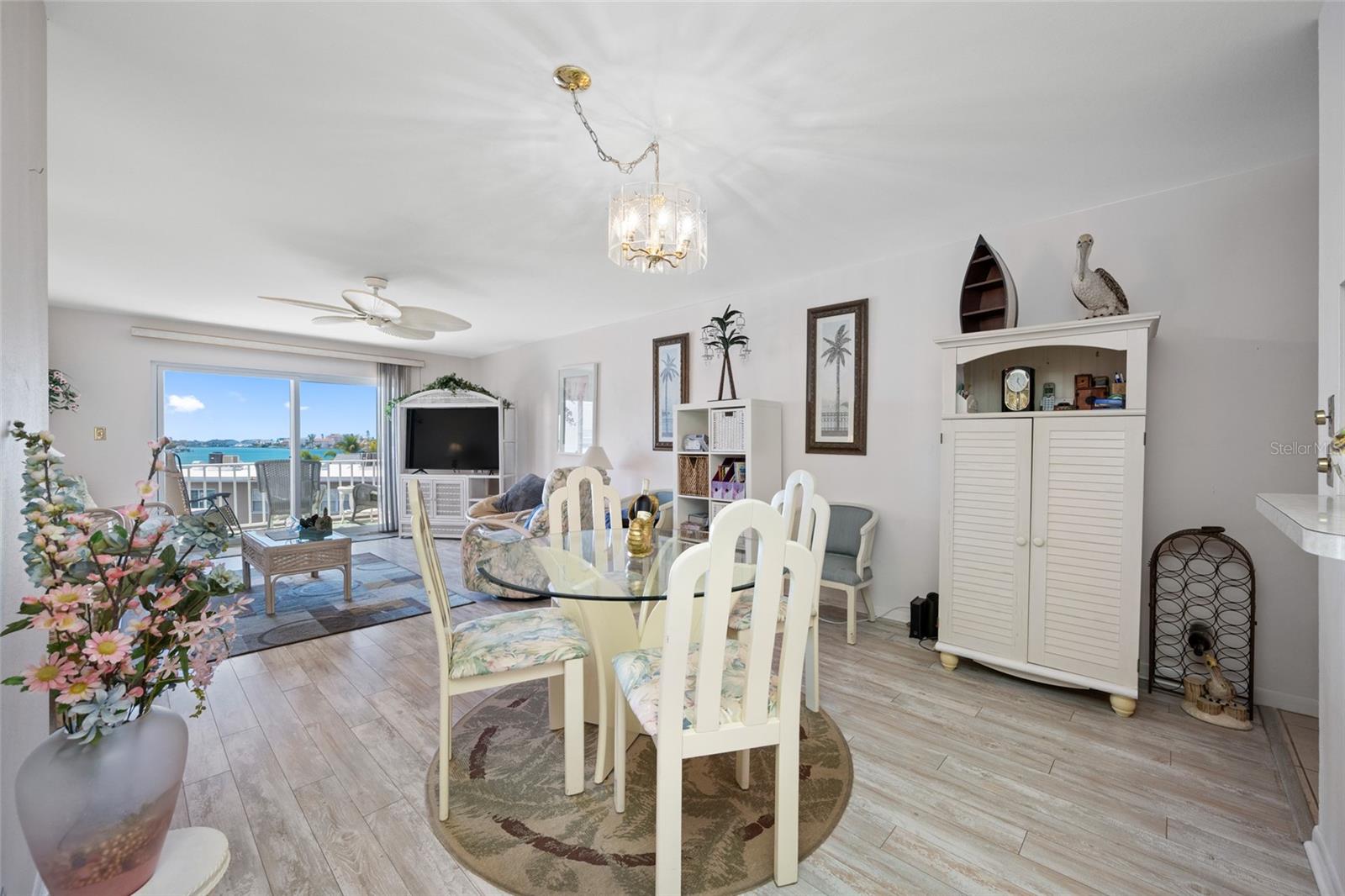 285 107TH AVE #306, TREASURE ISLAND, FL, 33706