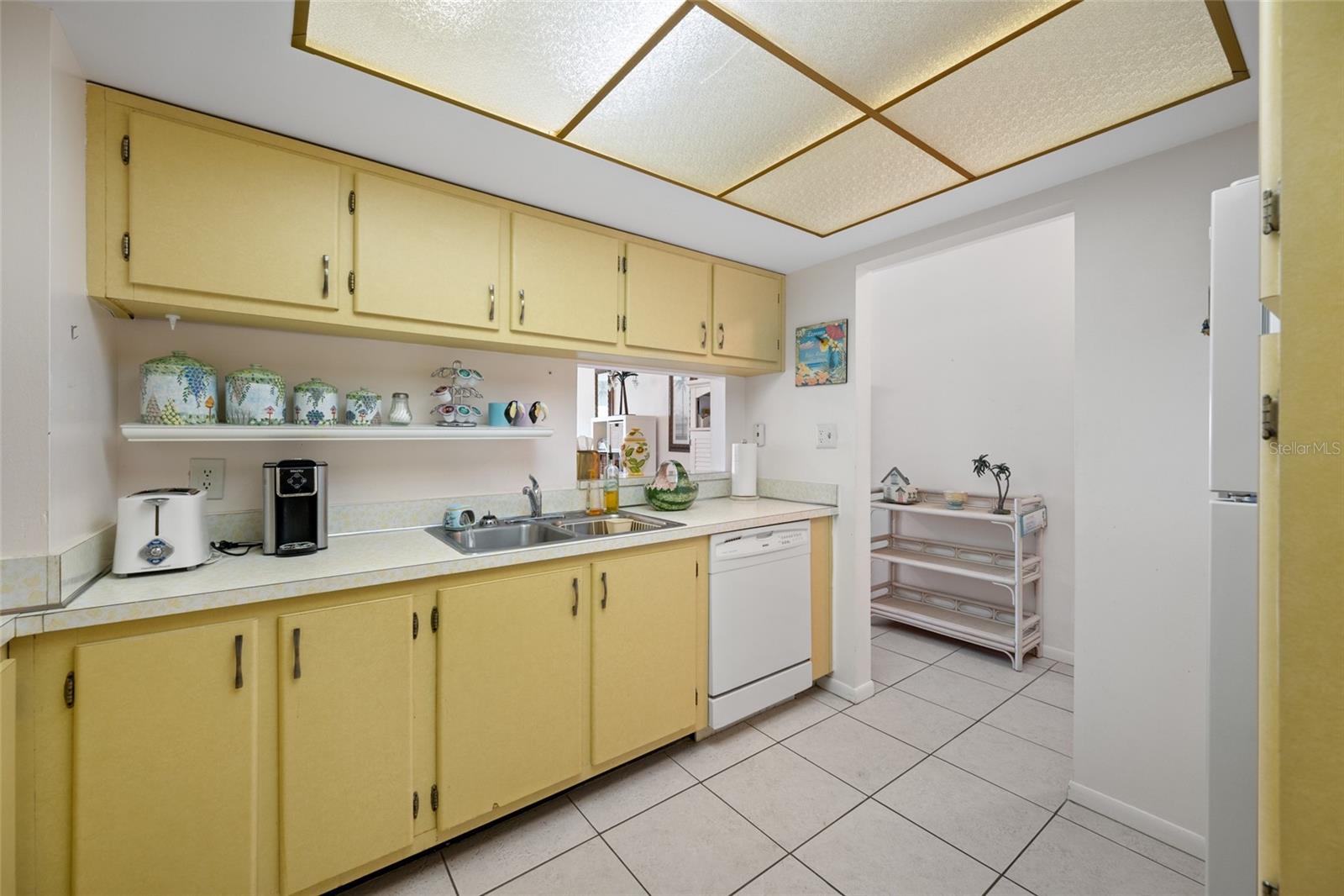 285 107TH AVE #306, TREASURE ISLAND, FL, 33706