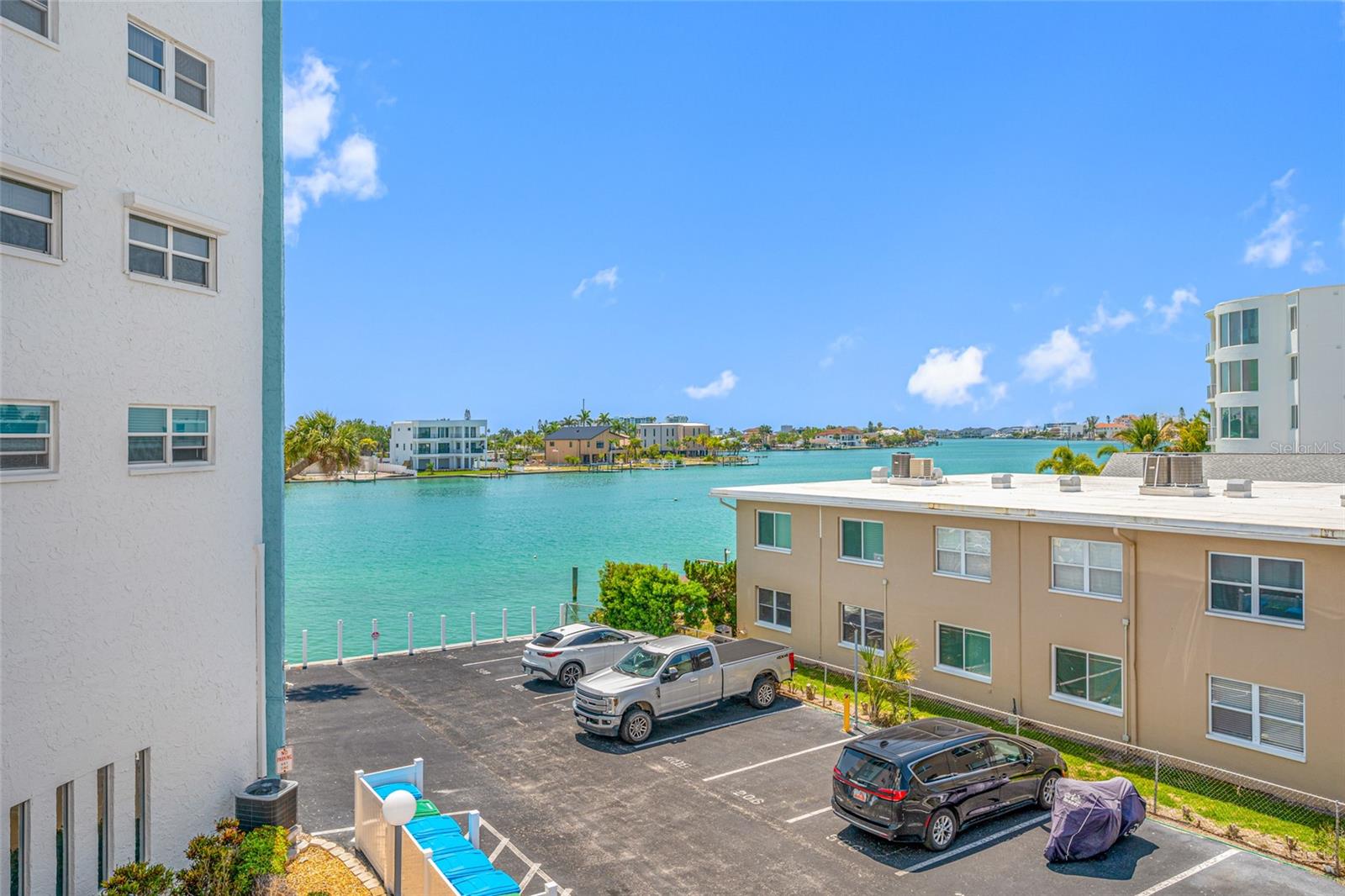 285 107TH AVE #306, TREASURE ISLAND, FL, 33706