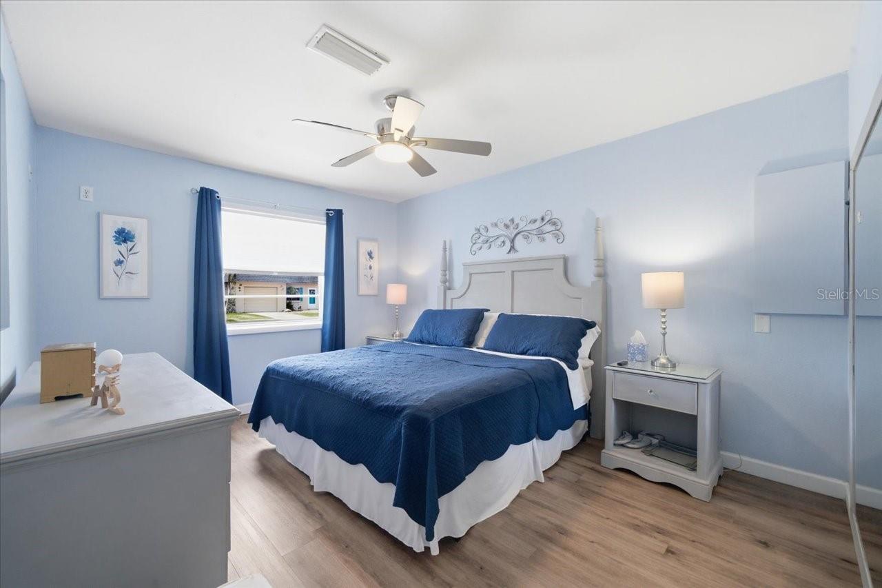 12291 MALLORY DR, LARGO, FL, 33774